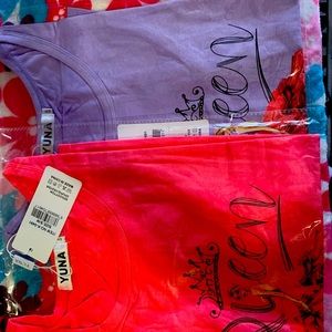 Queen tank tops